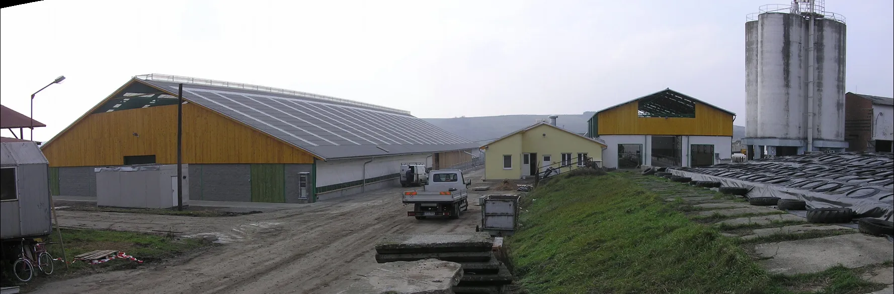 Mléčná farma ve Viničných Šumicích